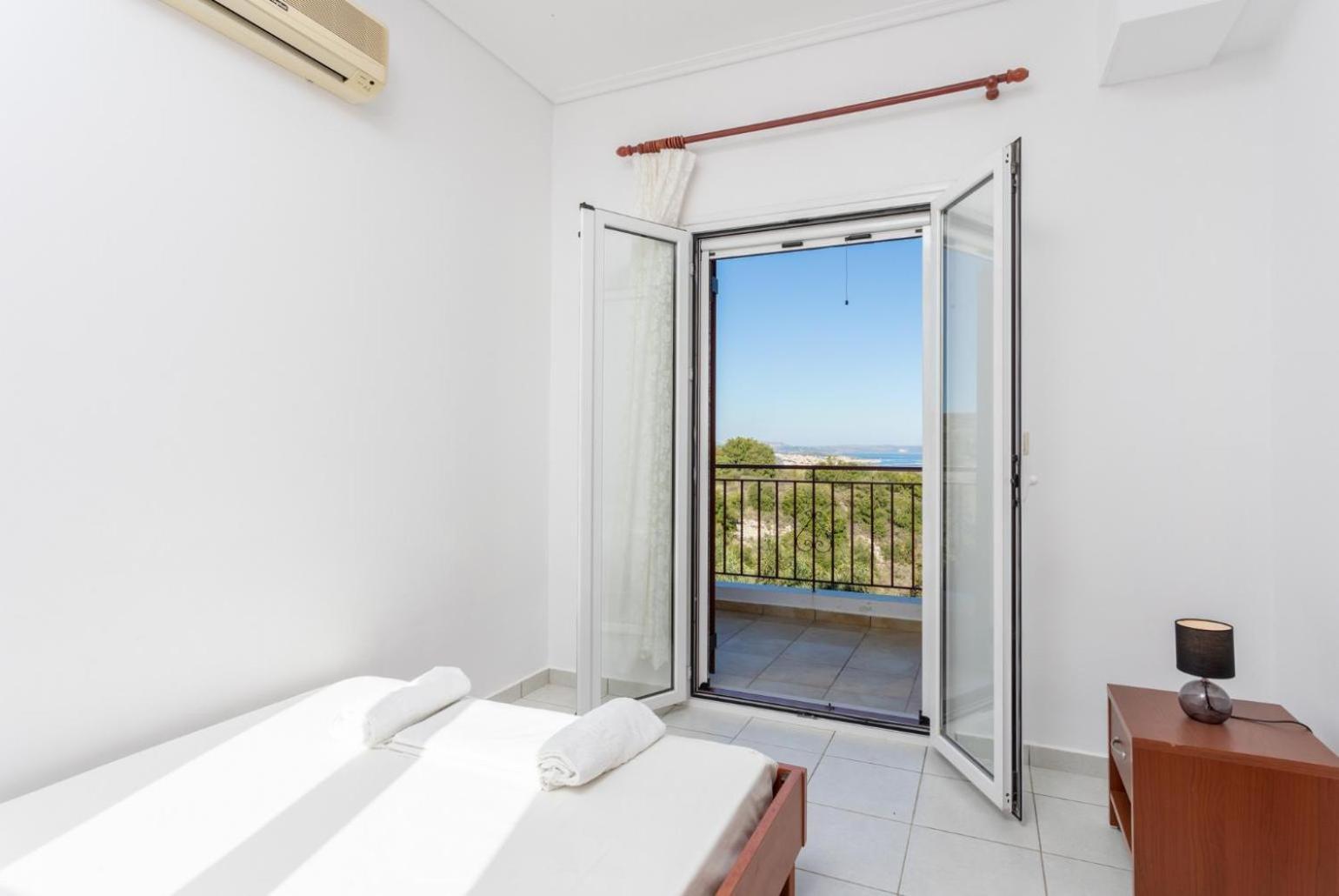 Villa Europe Thia Fokata エクステリア 写真
